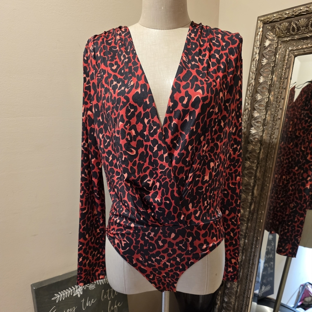 NWOT. Zara Red and Black Leopard Print Deep V-neck Bodysuit.  Sz. Med  Like New!